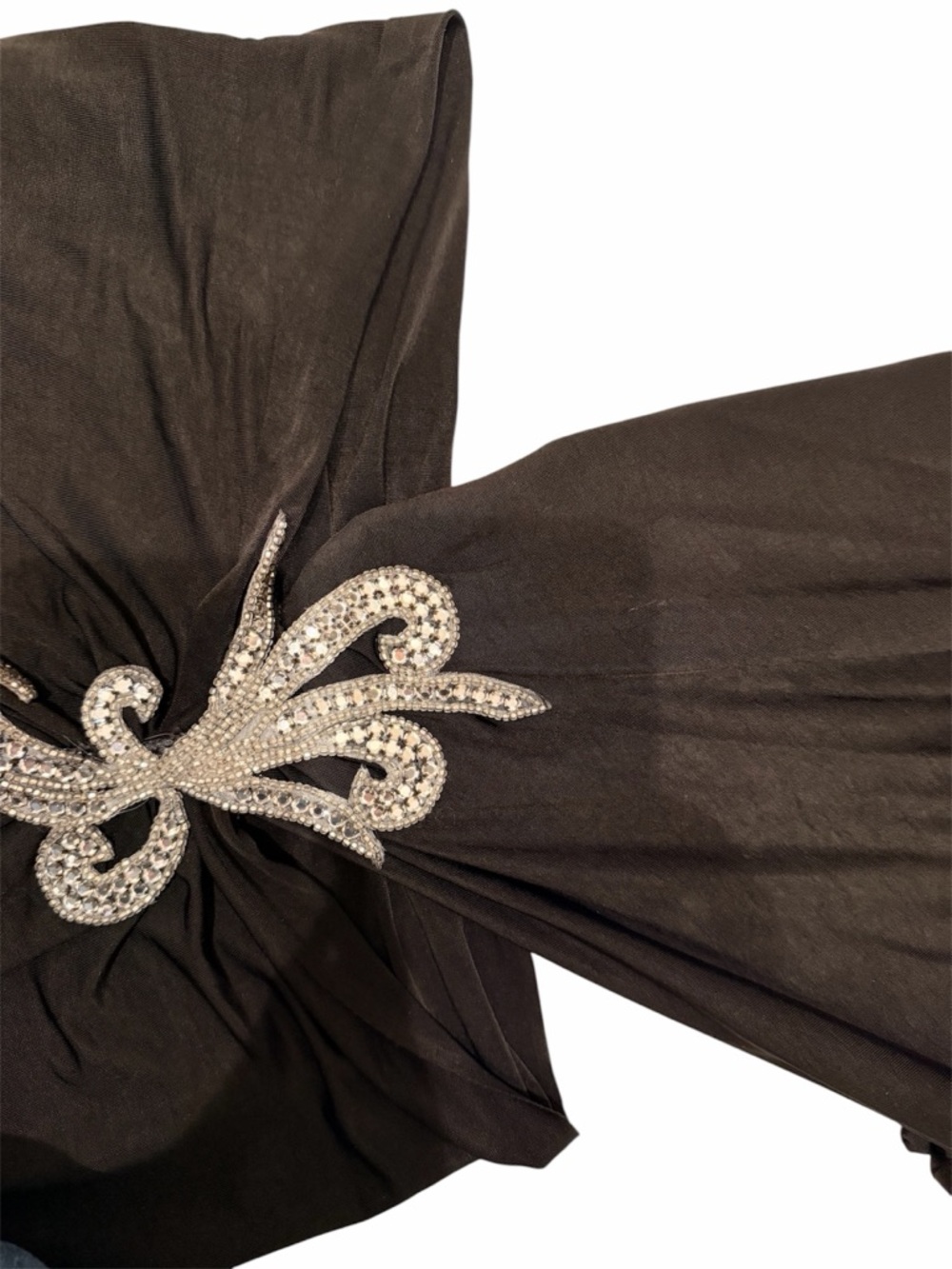 💕 Ema Savahl - One-Shoulder Black Evening Gown with Embellished Waist - Picture 5 of 9